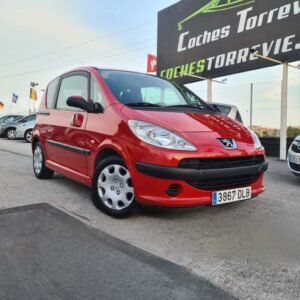 Peugeot 1007 1.4 MANUAL
