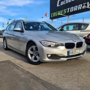 BMW Serie 3 Berlina 318d xDrive MANUAL