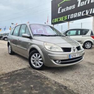 Renault Grand Scenic 2.0 7 PLAZAS AUTOMÁTICO