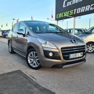 Peugeot 3008 2.0 HDi HYbrid4 AUTOMÁTICO