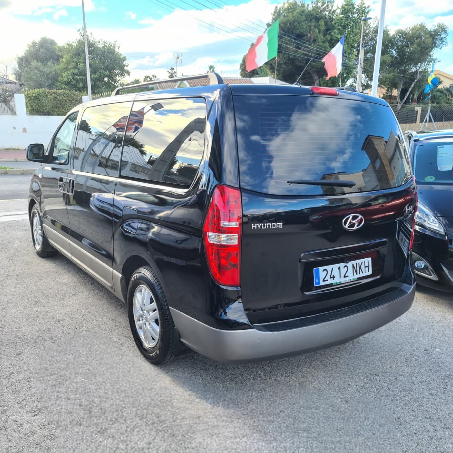 WhatsApp Image 2026-02-05 at 18.27.37