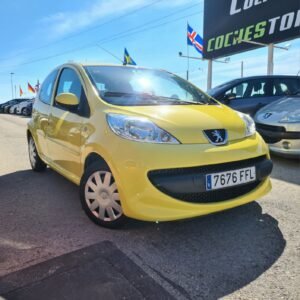 Peugeot 107 1.0i AUTOMÁTICO