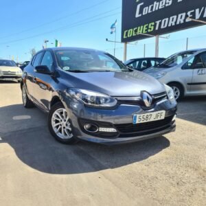 Renault Mégane 1.5 dCi EDC Limited AUTOMÁTICO POCOS KM